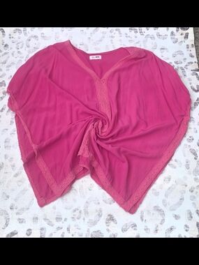 Magenta Boho Lace-Trim Poncho